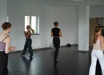 Szkoła tańca Bielsko-Biała GET THE FLOW Studio Sztuki Tańca 